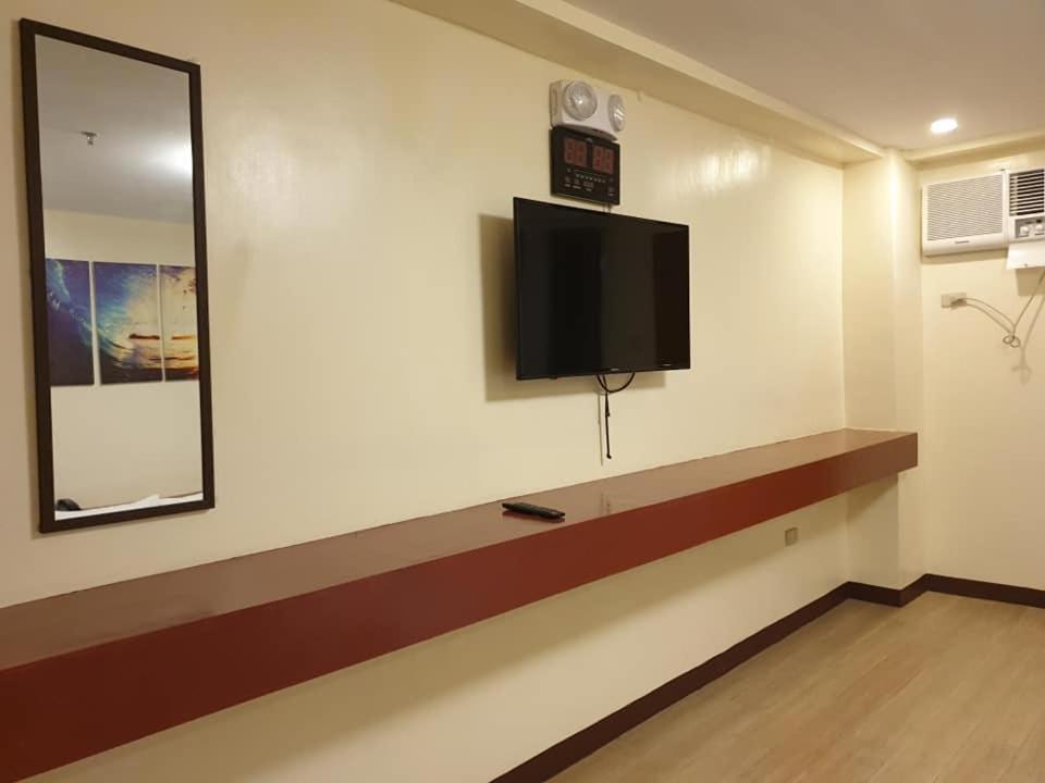 La Primera Grande Beach Resort Roxas  Dış mekan fotoğraf