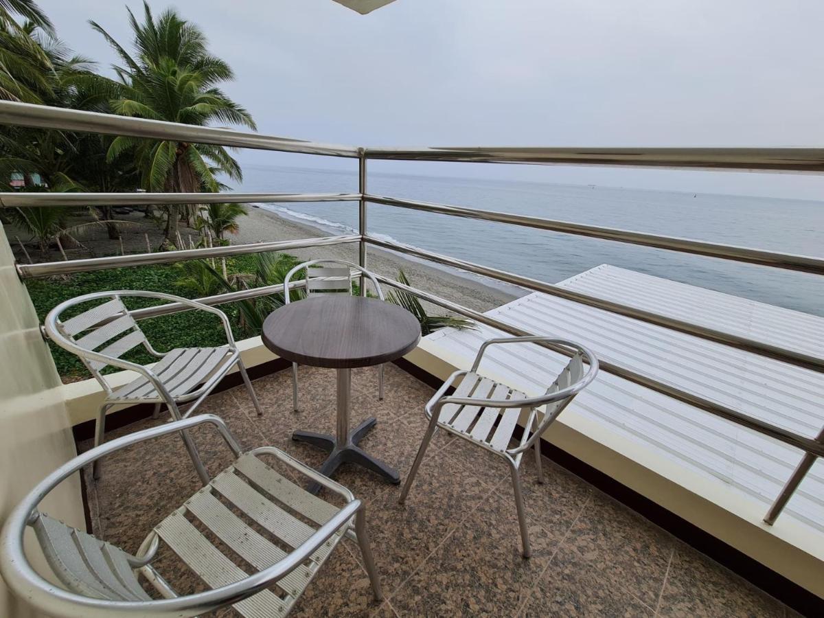 La Primera Grande Beach Resort Roxas  Dış mekan fotoğraf